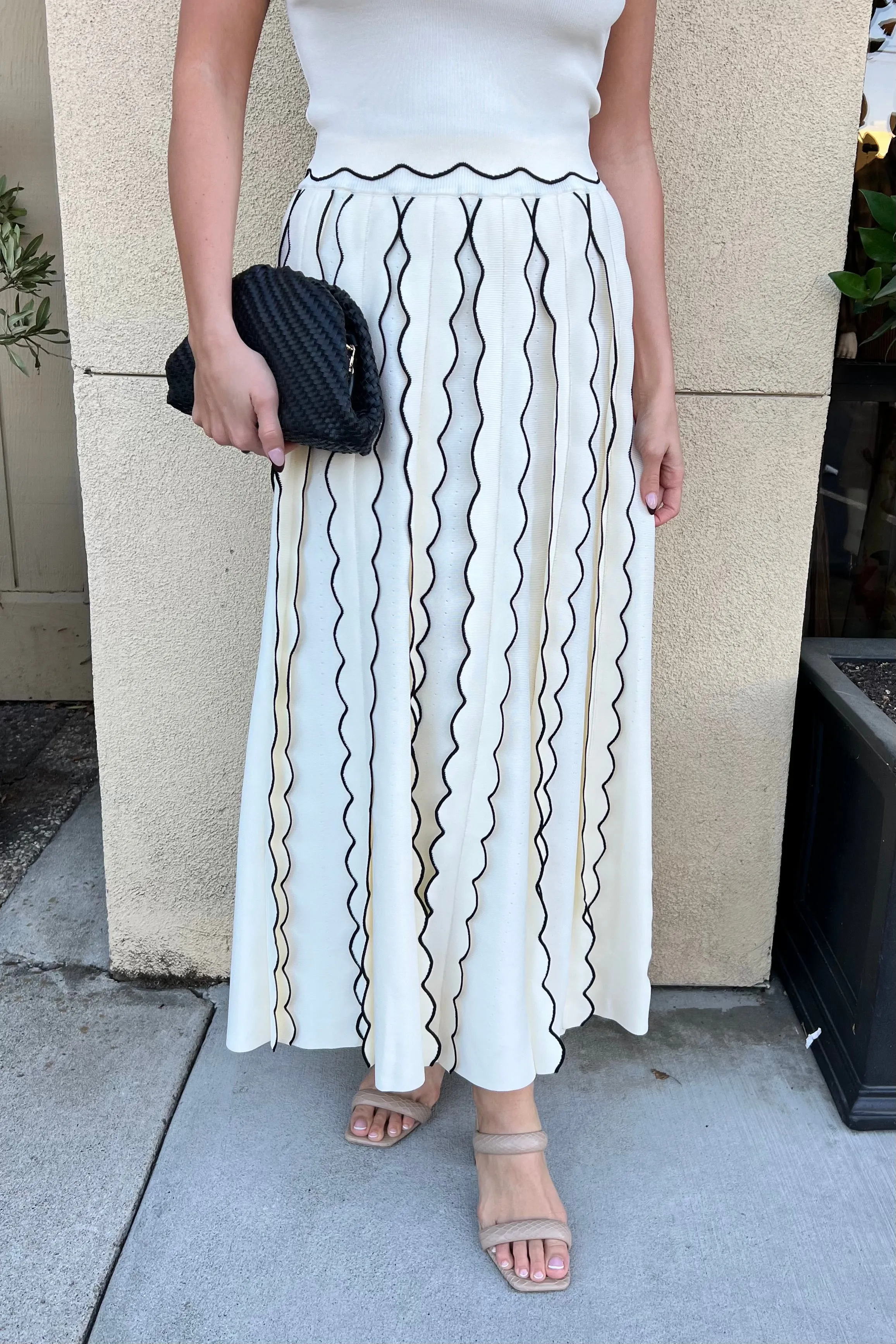 AMBERLY IVORY KNIT TOP