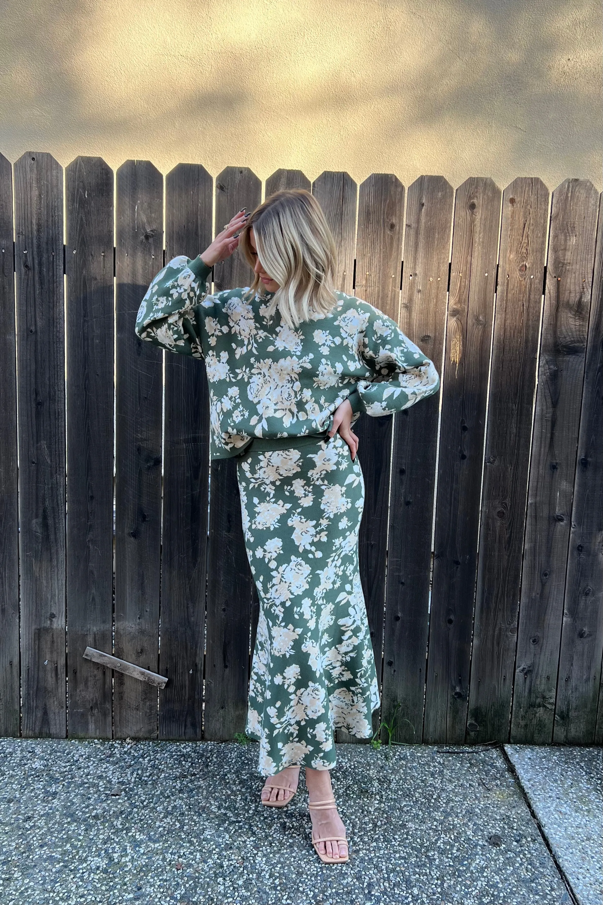 DOWEN JACQUARD FLORAL SWEATER