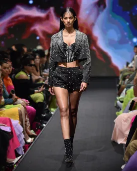 LOOK 24