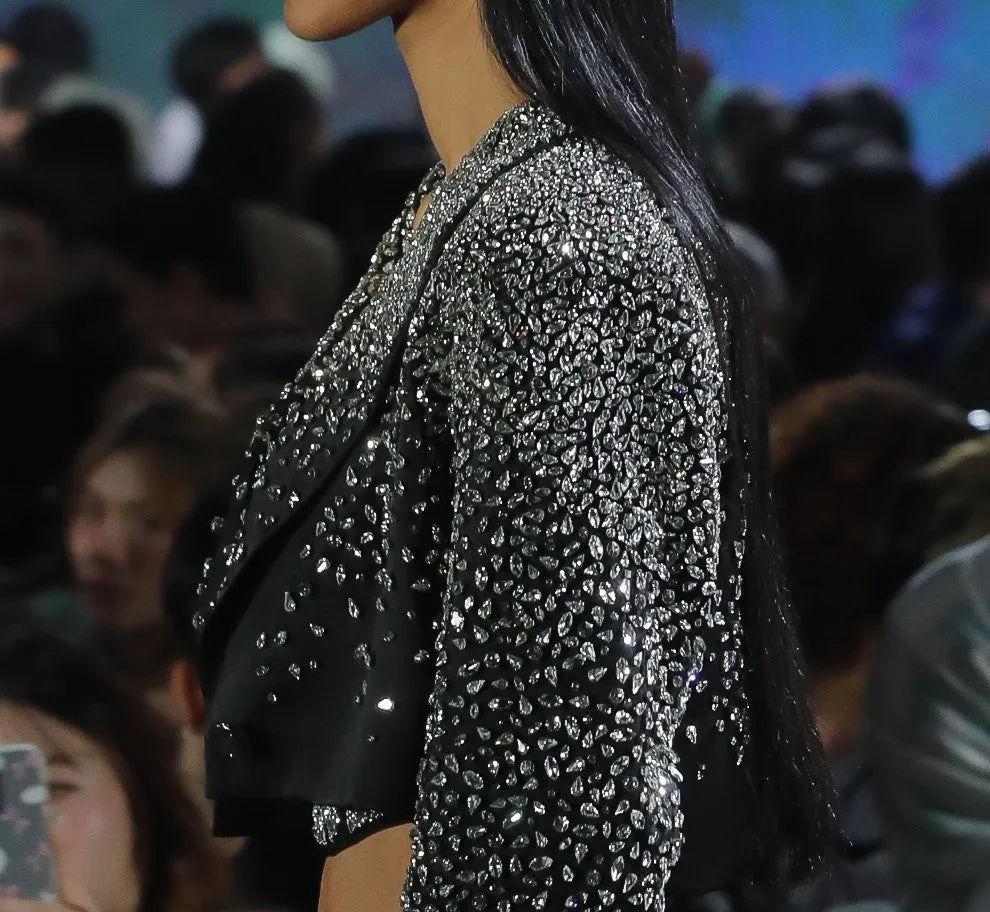 LOOK 24